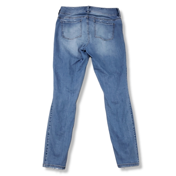 Torrid Jeans Size 12R Women's Torrid Premium Jeans Stretch Distressed Destroyed - Picture 2 of 6